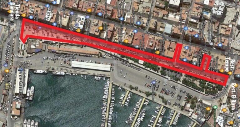 Rebelión en el mercado de Garrucha: La mitad de los vendedores renuncian a instalar sus puestos