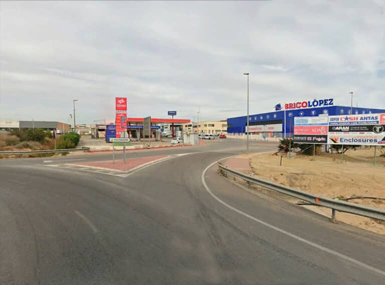 La falta de agua pone en peligro la instalación de grandes empresas en Antas