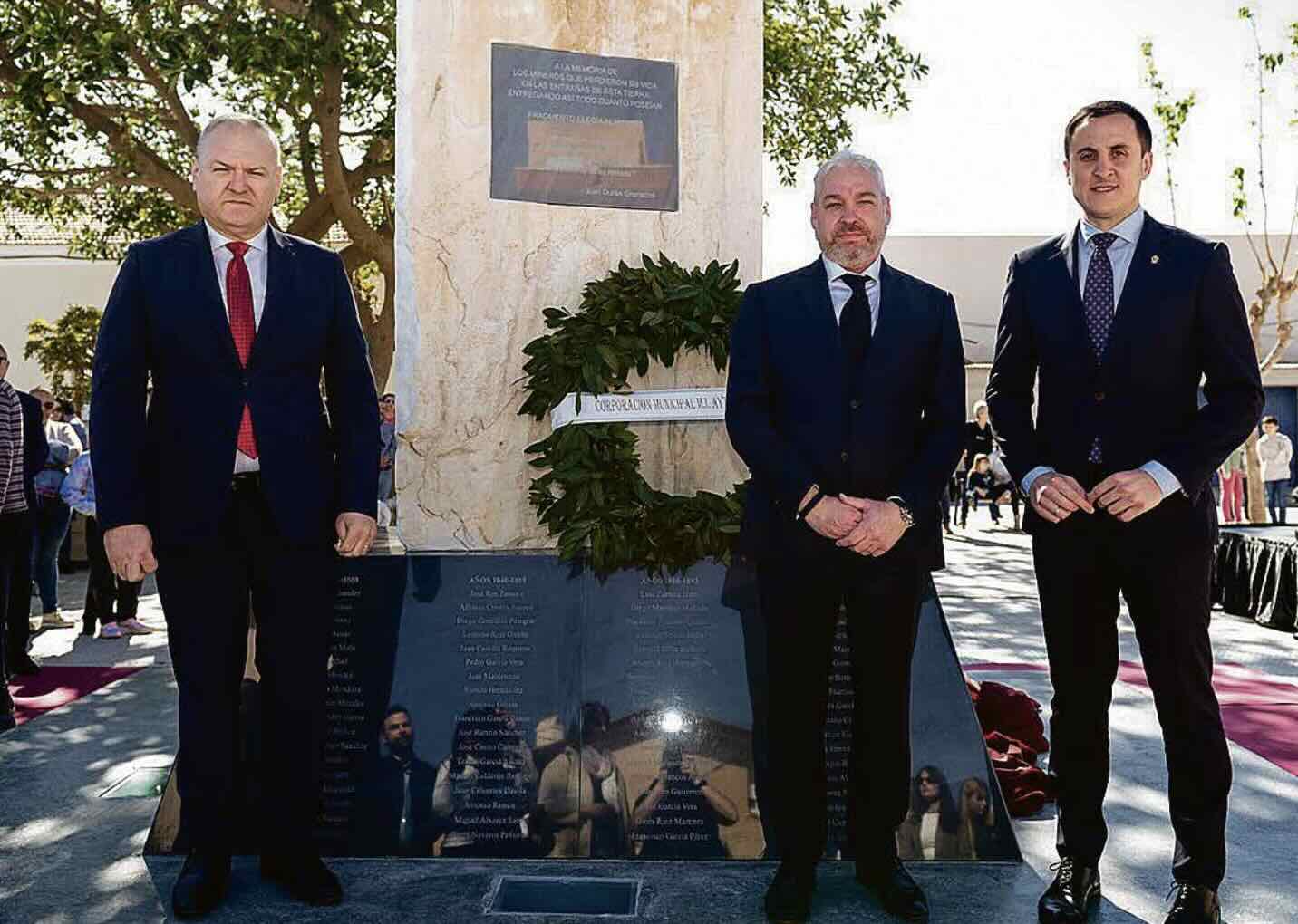 El dolor del pasado une el presente: Mazarrón, Cuevas y Vera se hermanan