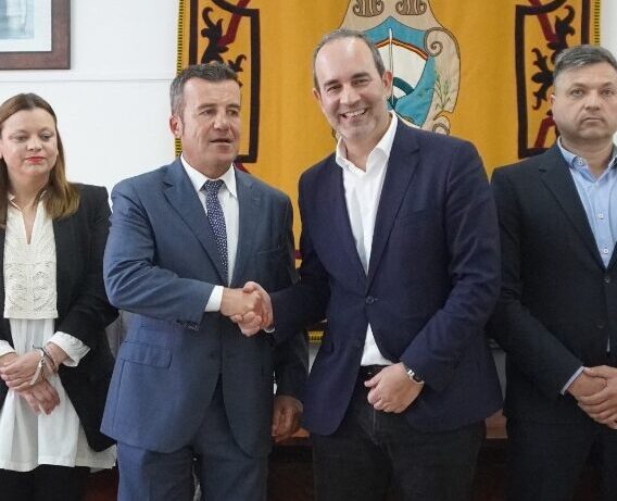 El PSOE critica la «eliminación» de la Feria del Mediodía y el alcalde defiende su «traslado»