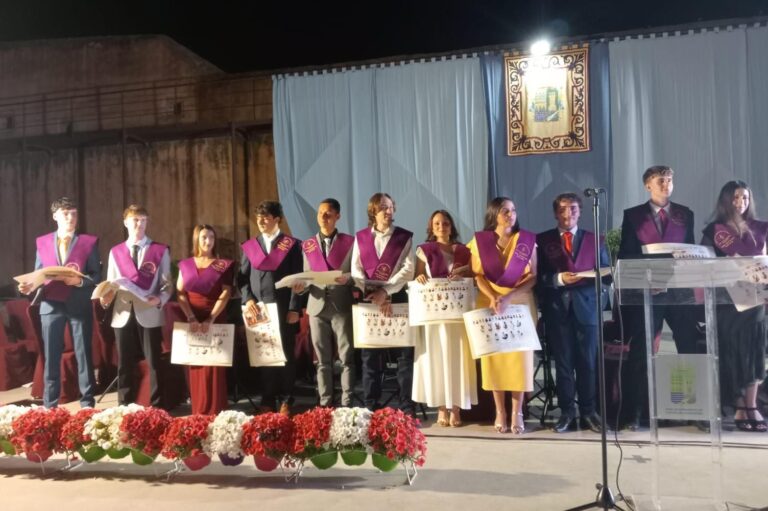 Cuevas del Almanzora gradúa su primera promoción oficial de músicos profesionales