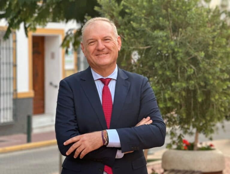 Antonio Fernández refuerza su liderazgo al ser reelegido secretario general del PSOE de Cuevas por unanimidad