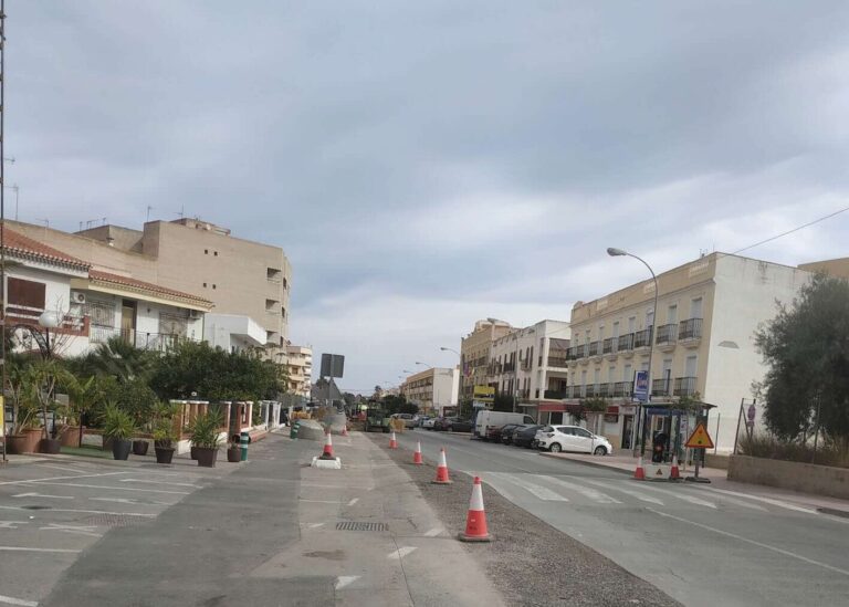 El misterio de la avenida de Turre: se hunde y no saben por qué