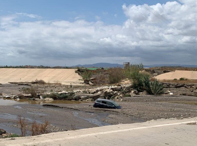 ULTIMA HORA: Hallan sin vida al hombre arrastrado por la riada en Cuevas del Almanzora