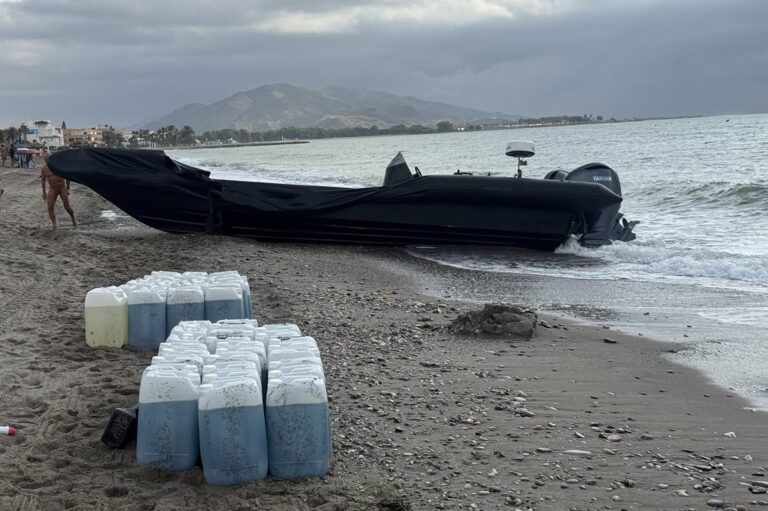 Narcos con medios «de lujo» contra «obsoletos» dispositivos policiales en el Levante almeriense