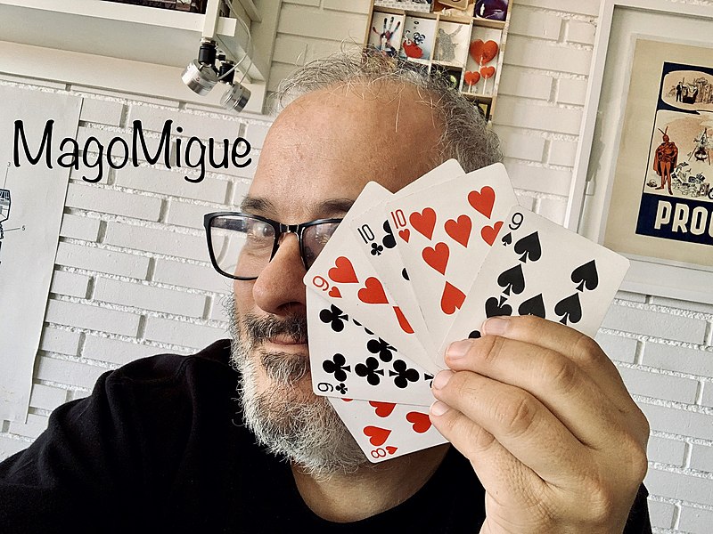 Un antuso de corazón, MagoMigue, nombrado Académico de las Artes Escénicas de España