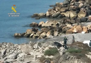 Incautados 1.150 litros de gasolina en Vera y Garrucha en operaciones contra el 'petaqueo'