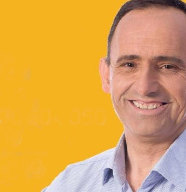 El Pago de Palacés… Entre todos lo mataron y el solito se murió