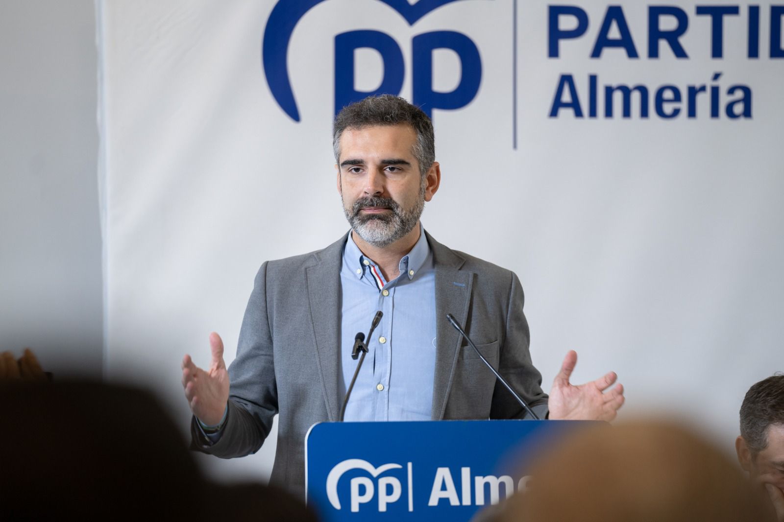 El PP comparece ante los medios tras la libertad del presidente de la Diputación