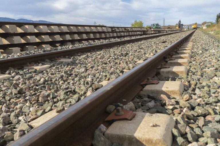 Un contrato de 27 millones avanza las obras del AVE en el tramo almeriense