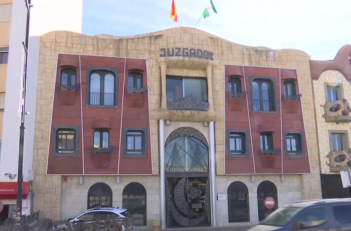 Según el auto, la pareja de la madre abusó y mató a golpes al niño de Garrucha