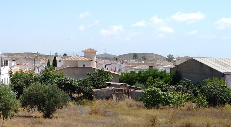 La Guardia Civil busca al presunto autor de un robo con apuñalamiento en Los Gallardos