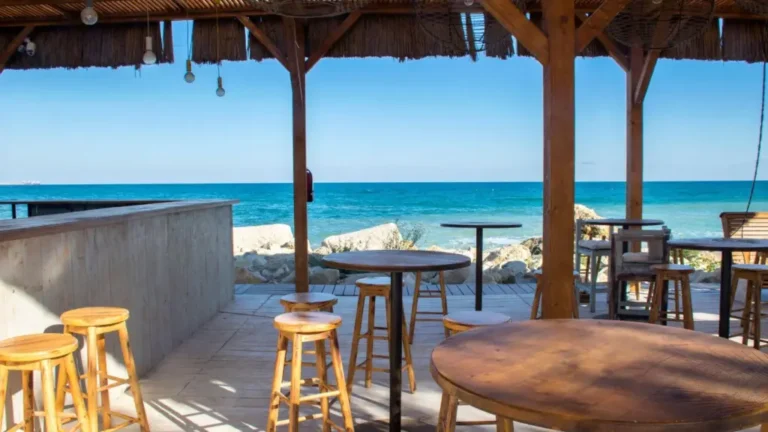 Un caso en Mojácar servirá al Supremo para definir si la última palabra en chiringuitos la tienen los ayuntamientos o las comunidades