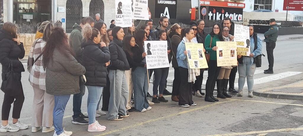 Manifestación en Vera para pedir justicia por el niño de Garrucha y señalar fallos en su protección Manifestación en Vera para pedir justicia por el niño de Garrucha y señalar fallos en su protección