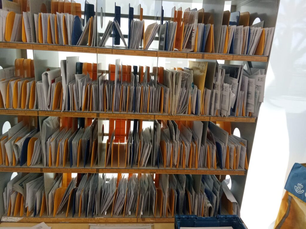 "Correos colapsa el servicio postal en el Levante" denuncia el sindicato SIPCTE