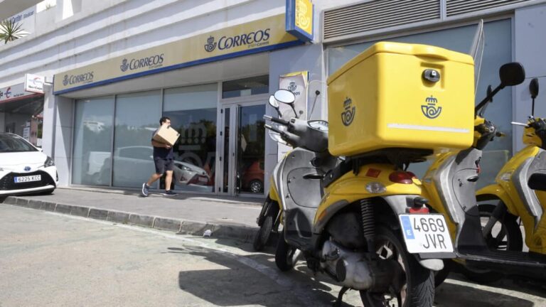 Correos restablece el servicio en Bédar y Mojácar con nuevas contrataciones tras la denuncia sindical
