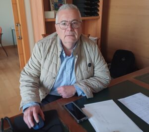 Pedro Zamora presenta su renuncia como alcalde de Garrucha y mantiene su acta de concejal