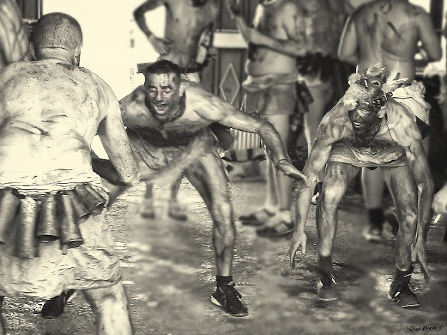 El Carnaval de los abrazos de Overa