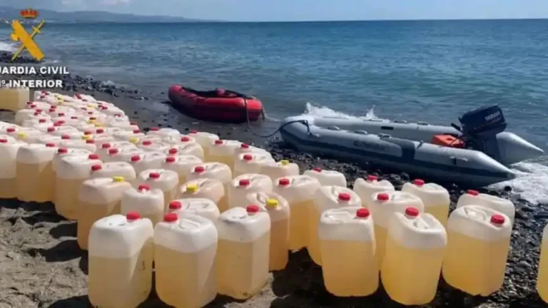 Hasta 500 euros euros pagan los narcos a jóvenes pulpileños por cada garrafa de gasolina