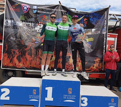 Éxito rotundo en la XIV edición de la MTB Bomberos del Levante en Turre
