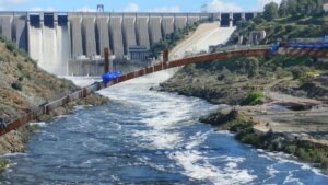 El alcalde de Antas pide al Gobierno agua de un Tajo desbordado y un mes después le responden por peteneras