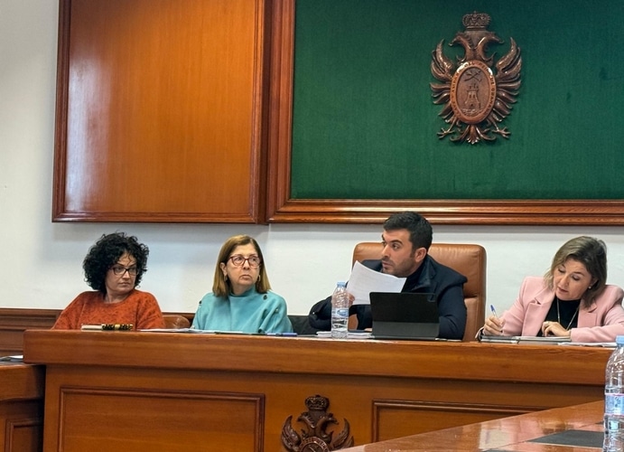 El PSOE de Mojácar recurrirá al contencioso administrativo si persiste la ocultación de documentos municipales