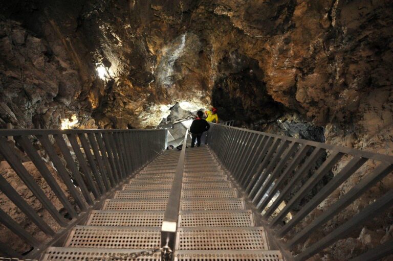 La geoda de Pulpí, una cápsula del tiempo con agua de hace 191.000 años