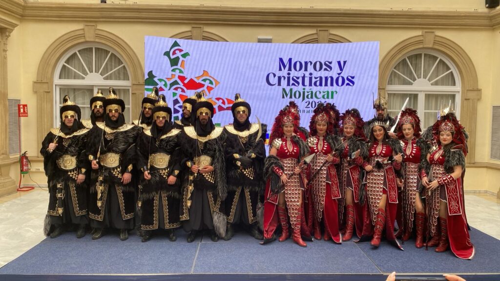 Moros y Cristianos de Mojácar: la fiesta almeriense más vistosa calienta motores en la capital