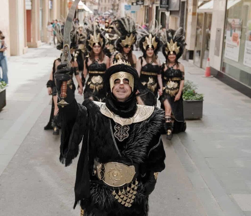 Moros y Cristianos de Mojácar: la fiesta almeriense más vistosa calienta motores en la capital