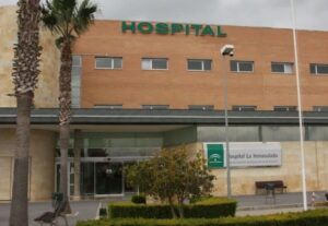 El PSOE afirma que médicos de Digestivo de La Inmaculada llevan desde agosto sin cobrar las horas extra