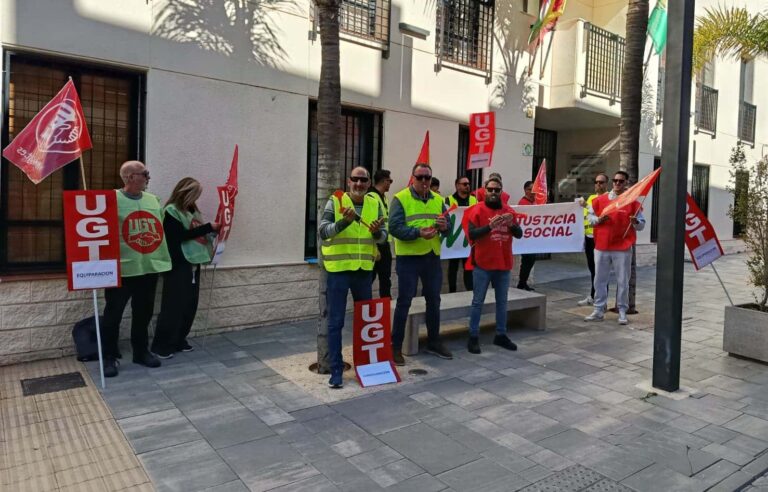 Segundo día de protestas de los policías locales de Pulpí para reclamar una subida salarial