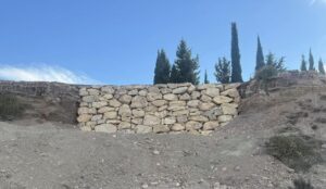 Zurgena asegura con muros y drenajes los taludes que las lluvias dejaron al borde del desprendimiento
