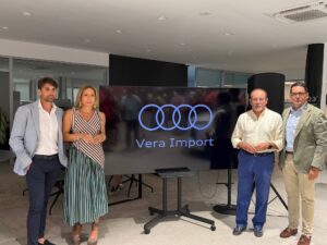 Vera Import reúne a clientes y empresarios para presentar el nuevo Audi Q3 Vera Import reúne a clientes y empresarios para presentar el nuevo Audi Q3