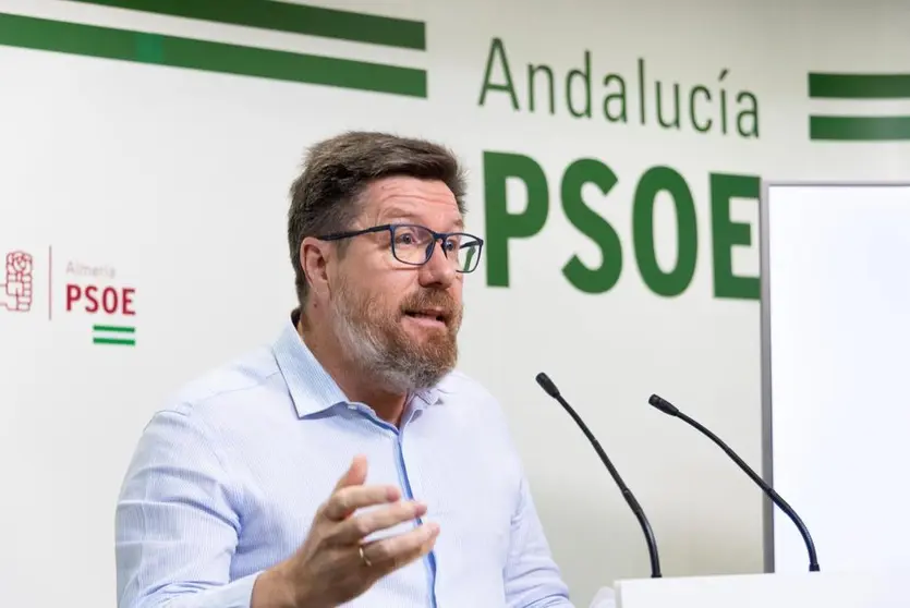 El PSOE pregunta «¿qué medios tenía el INFOCA en el Levante la tarde del incendio?»