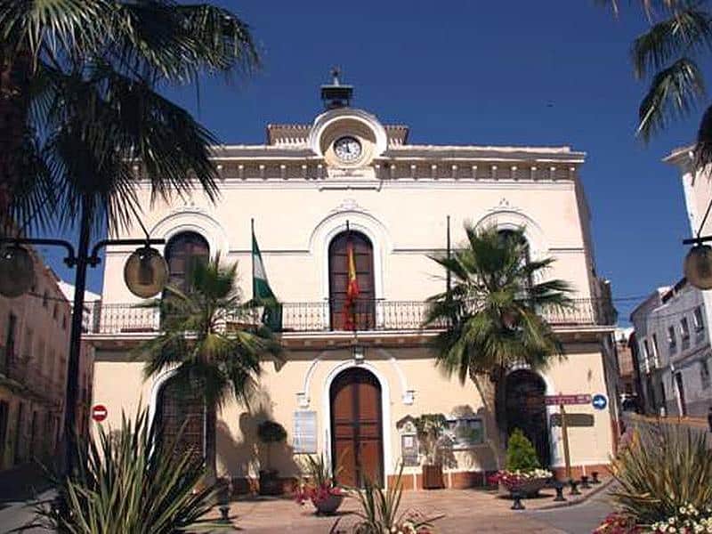El alcalde de Garrucha pide los expedientes de estabilización de Cuevas por una supuesta «trama comarcal» del PSOE