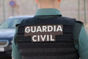 Detienen a una mujer en Huércal Overa por prender fuego a una vivienda familiar con dos menores en su interior Detienen a una mujer en Huércal Overa por prender fuego a una vivienda familiar con dos menores en su interior